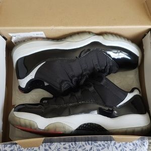 Jordan 11s